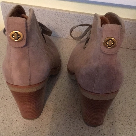 Coach Q1666 suede booties- like new - Picture 2 of 3